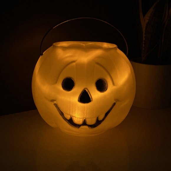Vintage General Foam Plastic Blow Mold Pumpkin Halloween Candy Bucket Pail Cute - Picture 6 of 6